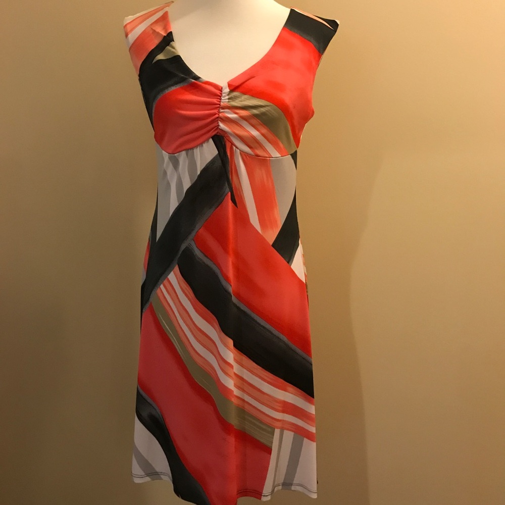 Sleeveless Coral, Black, Grey, White Dress Small
